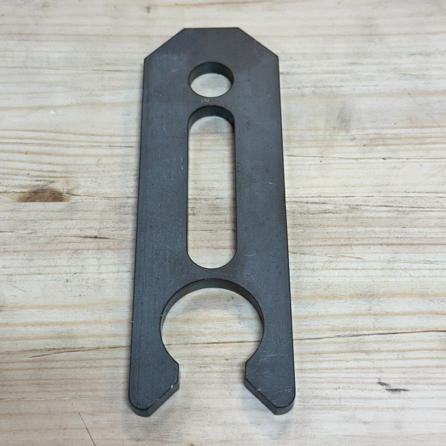 Pysäytin 150x50 6 mm