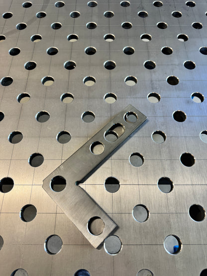Litteä kulma 150x250 mm Ø28 10 mm