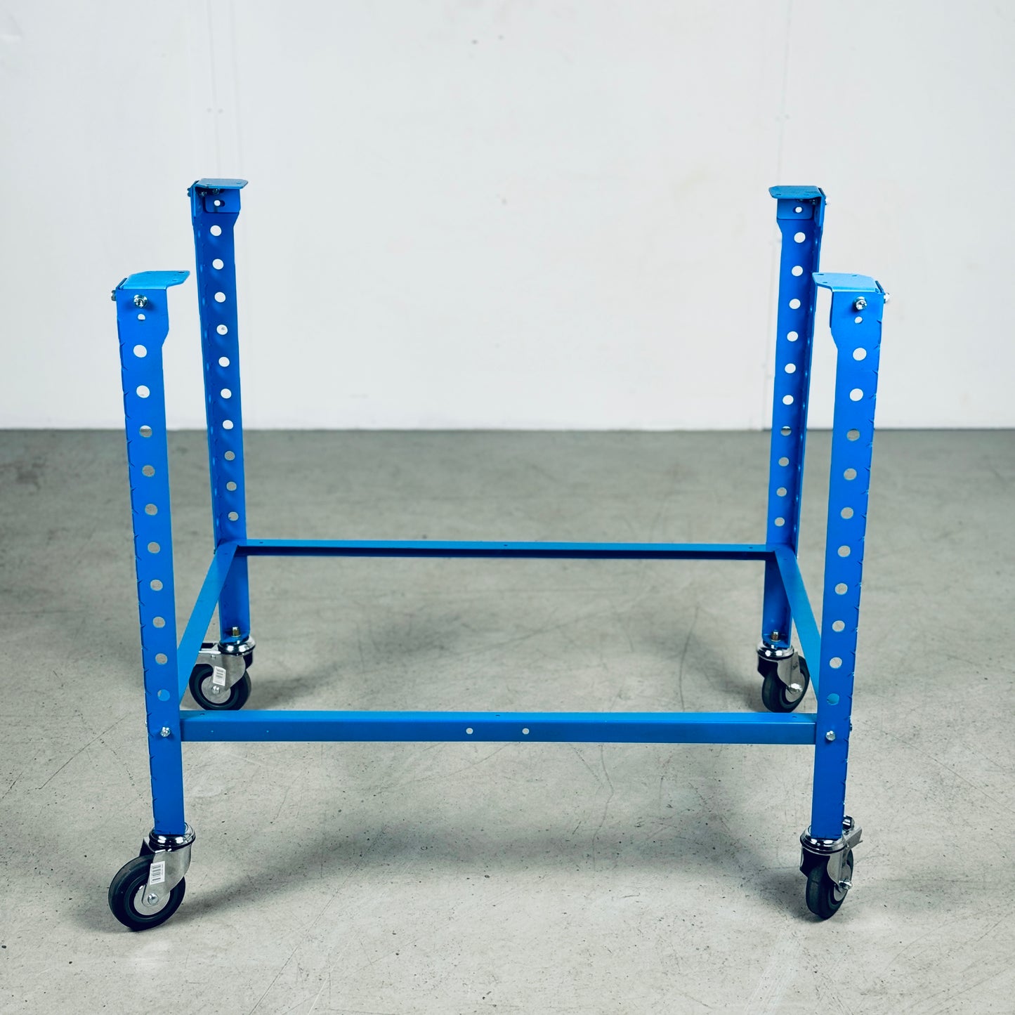 Workbench Frame with Casters 4W