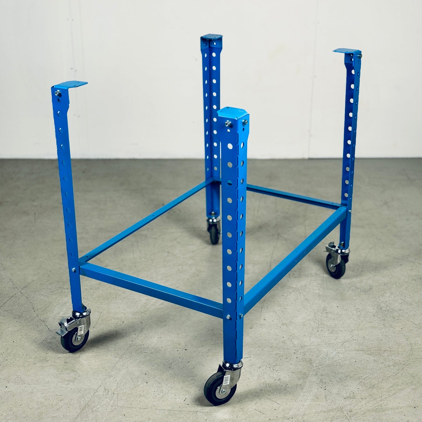 Workbench Frame with Casters 4W