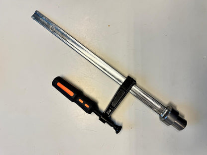 Fästklämma 80x300 Ø28